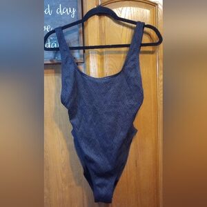 Vince Camuto Swim Black Ribbed One Piece Swimsuit Size 10